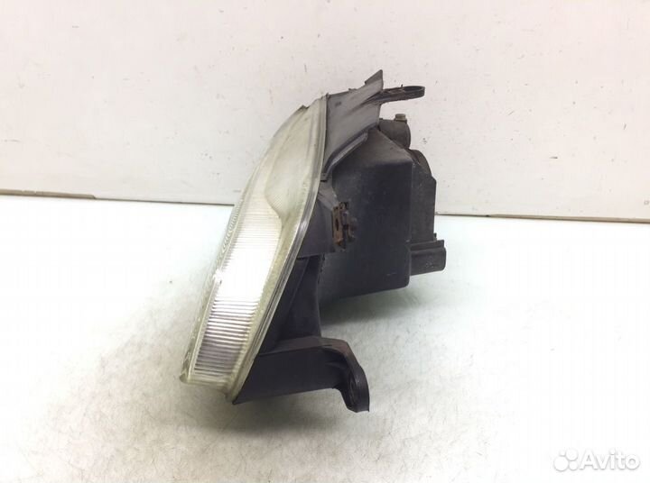 Фара Peugeot Partner (1996-2008)