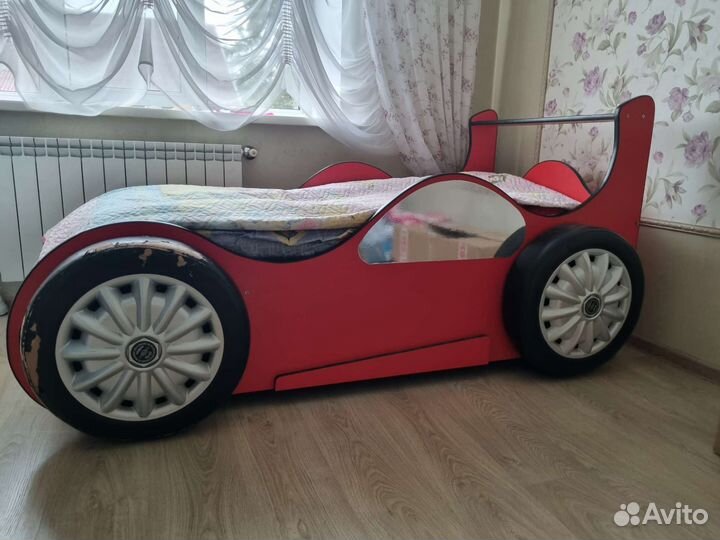 Детская кровать машина бу