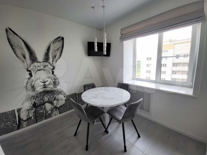 2-к. квартира, 53 м², 8/9 эт.