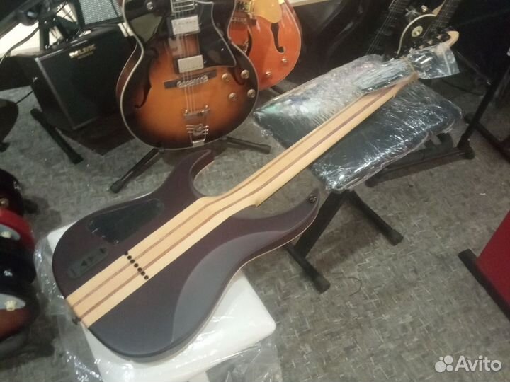 Электрогитары Magna 7-струнные