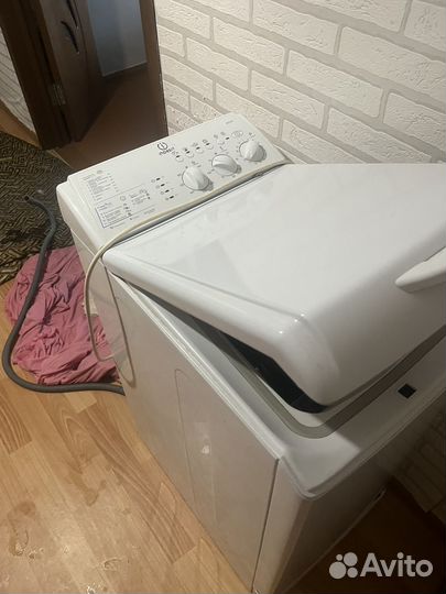 Стиральная машина с вертикальной загрузкой