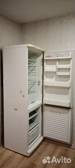 Холодильник бу стинол