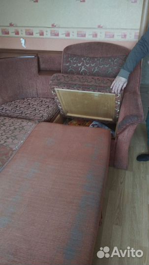 Диван в хорошем состоянии