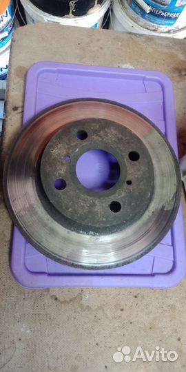 Тормозной диск с Тойоты ае100
