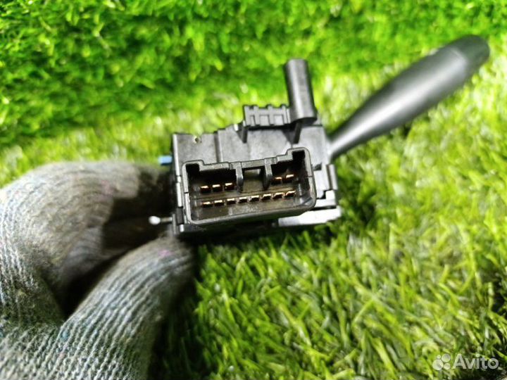 Гитара правая Toyota Funcargo NCP20