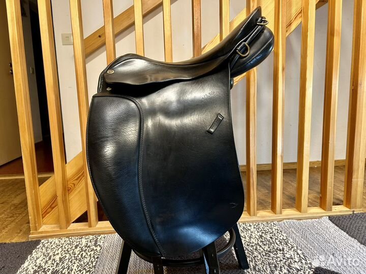 Выездковое седло 17 Sommer