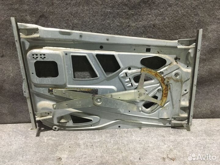 Стеклоподъемник правой двери Мерседес Актрос Мп3