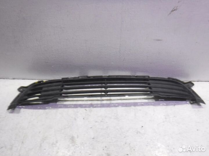 Решетка бампера Митсубиси