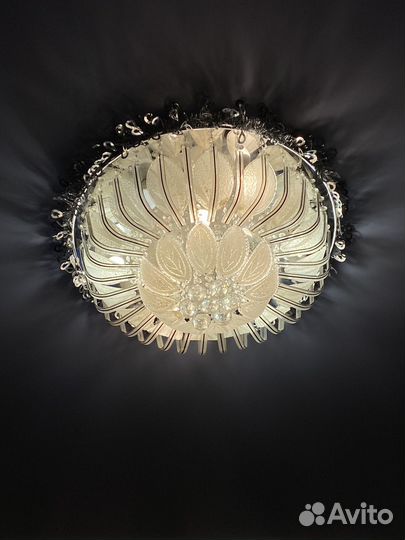Люстра потолочная