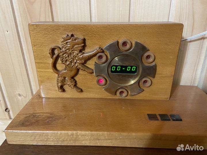 Часы в единственном экземпляре