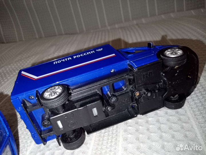 Модели 1/43 почта России