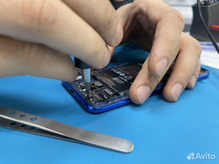 Ремонт телефонов iPhone, Samsung, Xiaomi, Poco