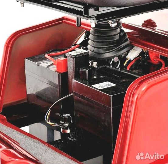 Двухместный электроскутер для инвалидов