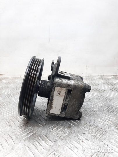 Насос для Nissan Primera P12