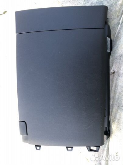 Перчаточный ящик бардачок Шкода Кодиак