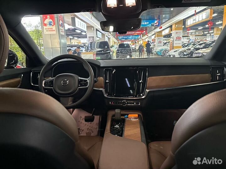 Volvo S90 2.0 AT, 2022, 26 000 км