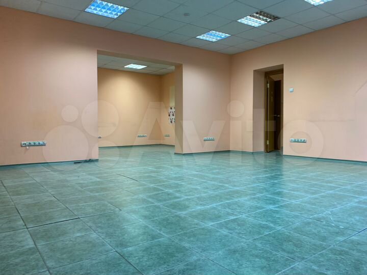 Свободного назначения, 100 м²