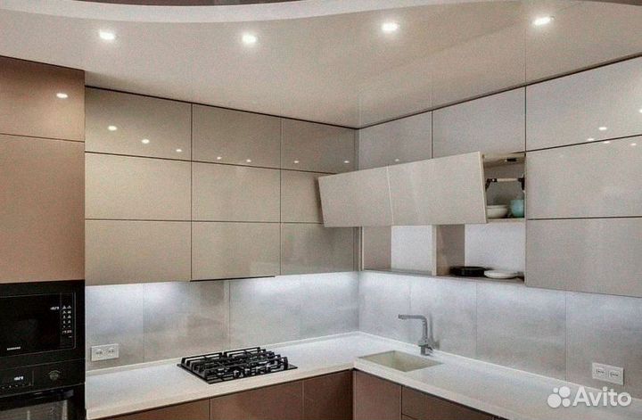 Кухонный гарнитур / угловая кухня