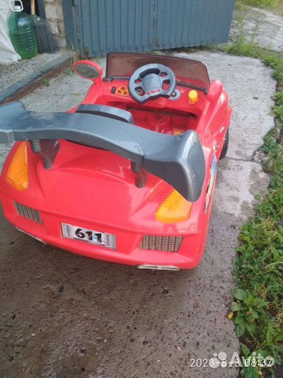 Детский электромобиль