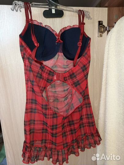 Корсет, бюстгальтера, трусы