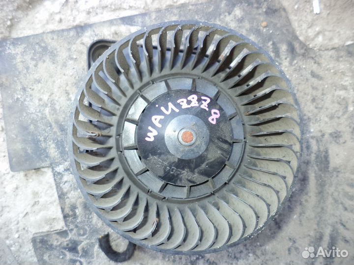 Моторчик печки отопителя мотор печка Audi A6 C5