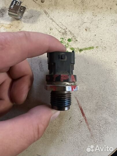 Датчик давления топлива Opel Astra H Z13DTH