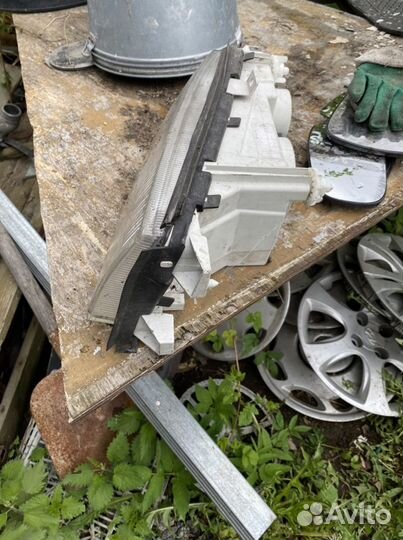 Фара skoda octavia правая