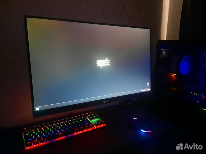 Монитор LG
