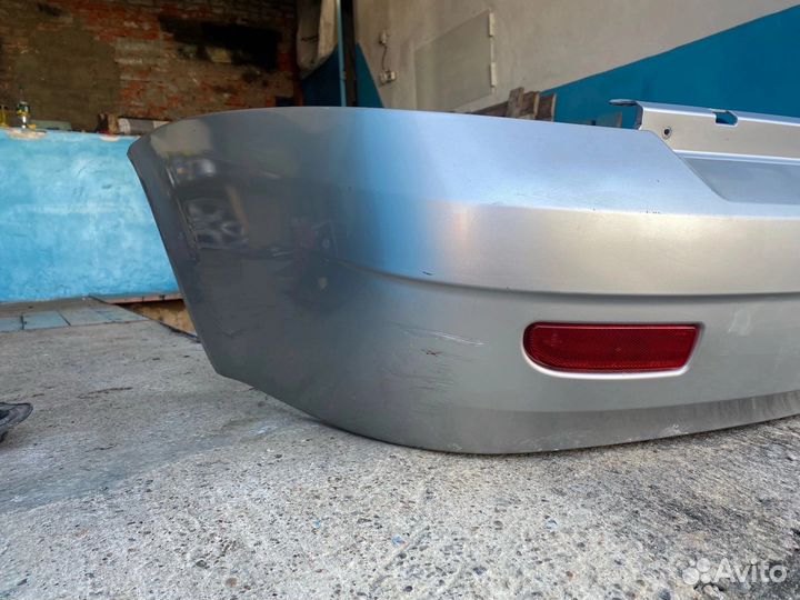 Продам задний бампер приора 1 седан снежка