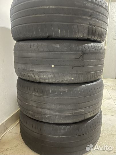 Kumho Ecsta HS51 225/45 R17