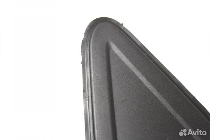 Накладка крыла левая Ford Focus 2