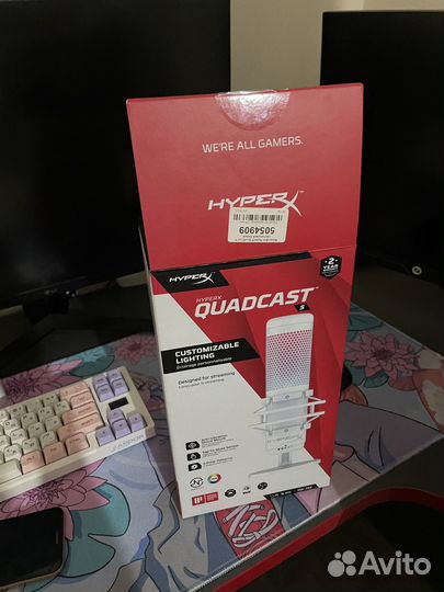 Микрофон hyperx quadcast s белый