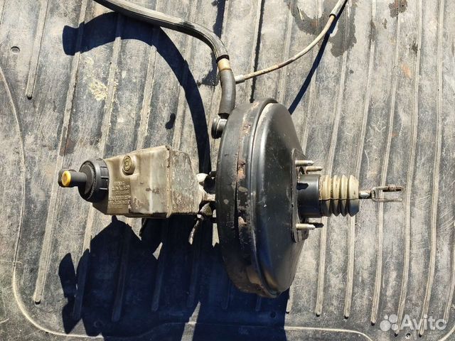 Вакуумный усилитель тормозов Рено Кангу 1