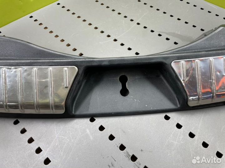 Накладка багажника Mercedes-Benz Gl W164 OM 642 LS
