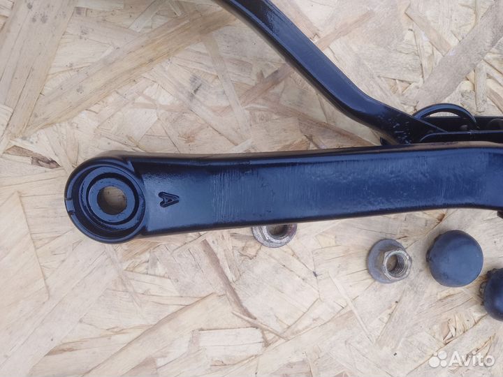 Дворник правый и левый Nissan