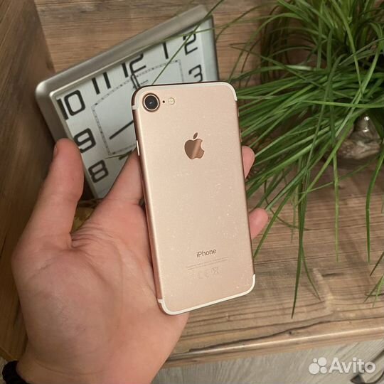 iPhone 7, 32 ГБ