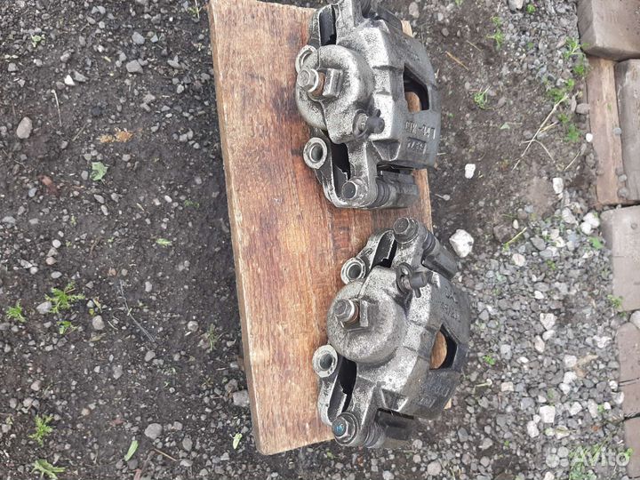 Тормозные суппорта передние на chevrolet lanos 1.5