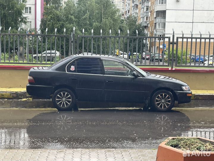 Toyota Corolla 1.5 AT, 1995, 311 500 км