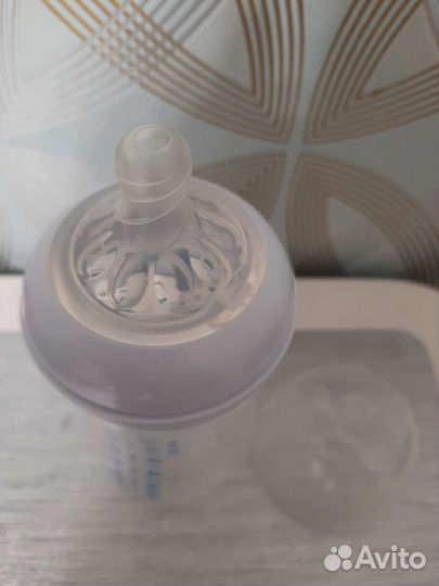 Бутылочка avent natural новая 260