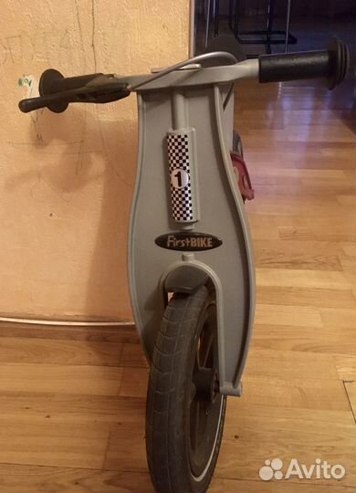 Продам беговел