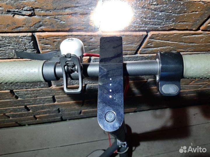 Электросамокат Xiaomi m365