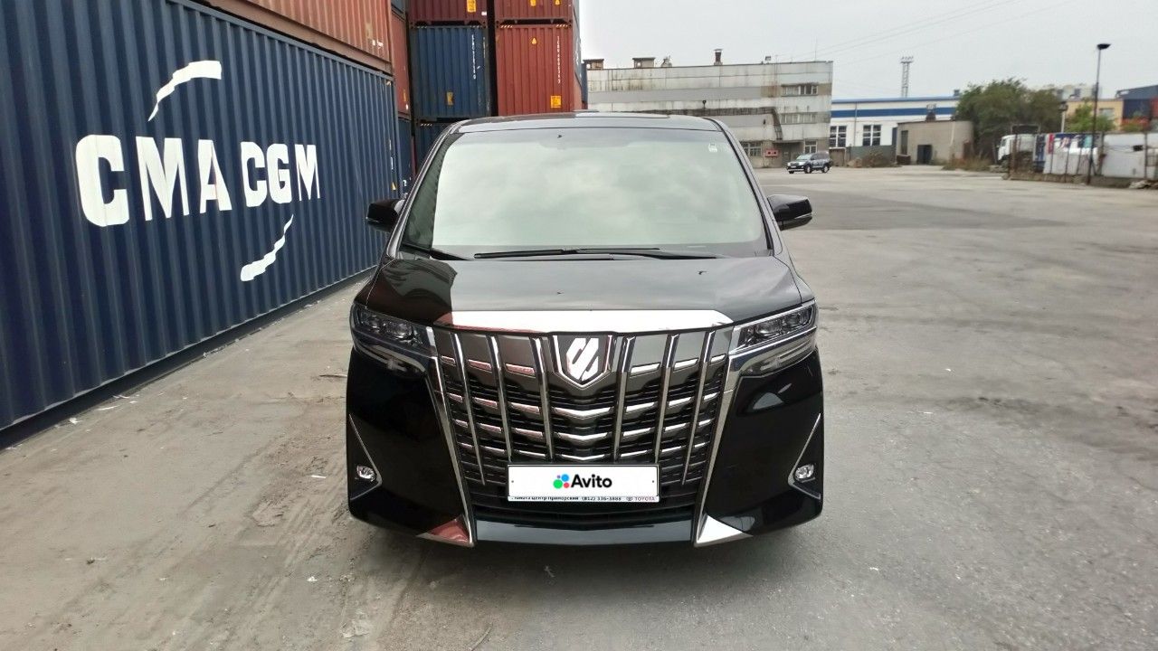 Toyota Alphard: фото владельца