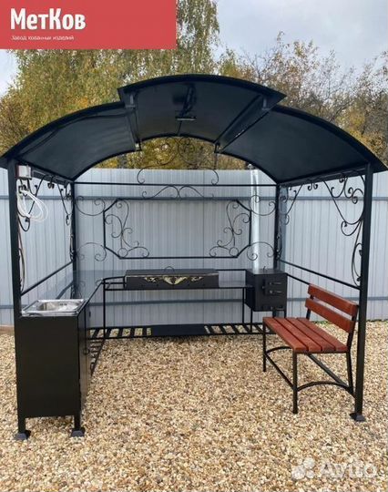 Беседка с мангалом