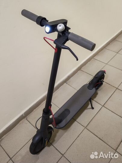 Самокат Xiaomi Mijia M365