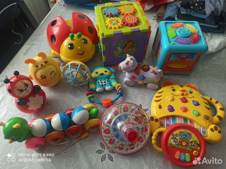 Развивающие игрушки пакетом
