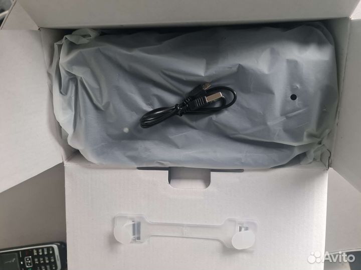 Блютуз колонка (на доставке)