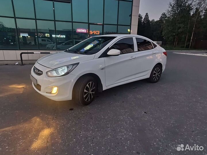 Hyundai Solaris 1.6 МТ, 2011, 173 800 км