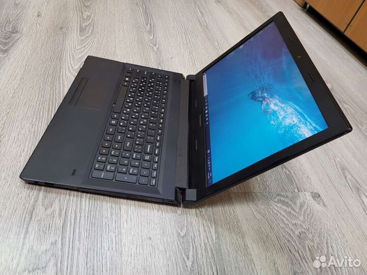 Lenovo/15.6/AMD E1/акб держит