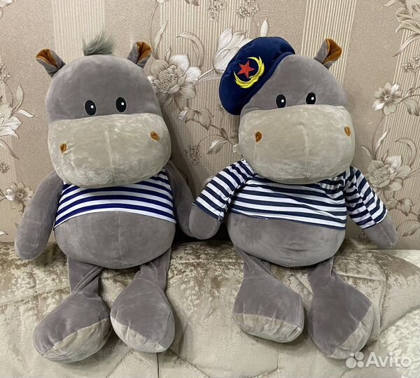 Игрушка бегемот