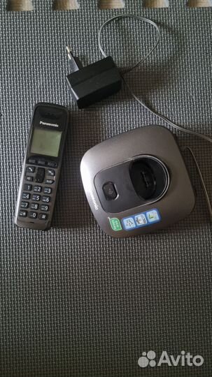 Телефон Panasonic